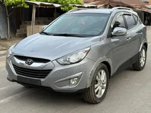 Hyundai Tucson GLS AWD 2012 Silver