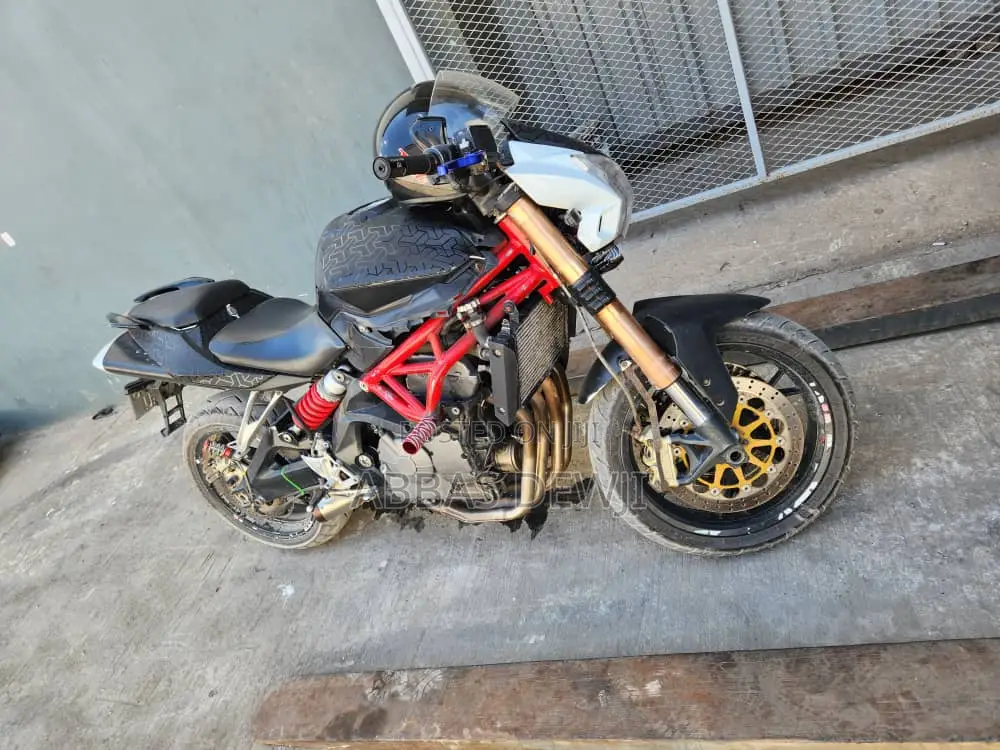 Benelli TNT 2015 White