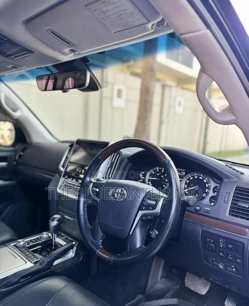 Toyota Land Cruiser 2019 Black