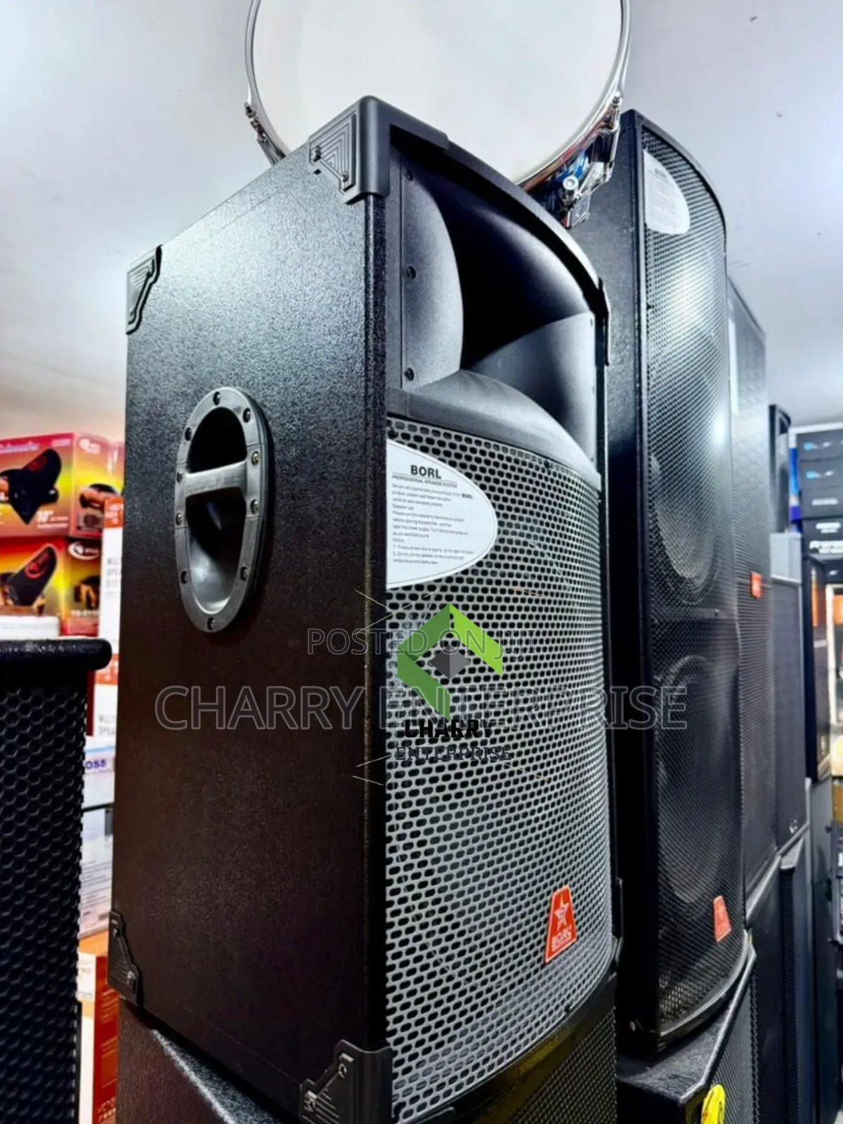 Borl Mid Single Speaker 15 Inch 
*Bo 1015