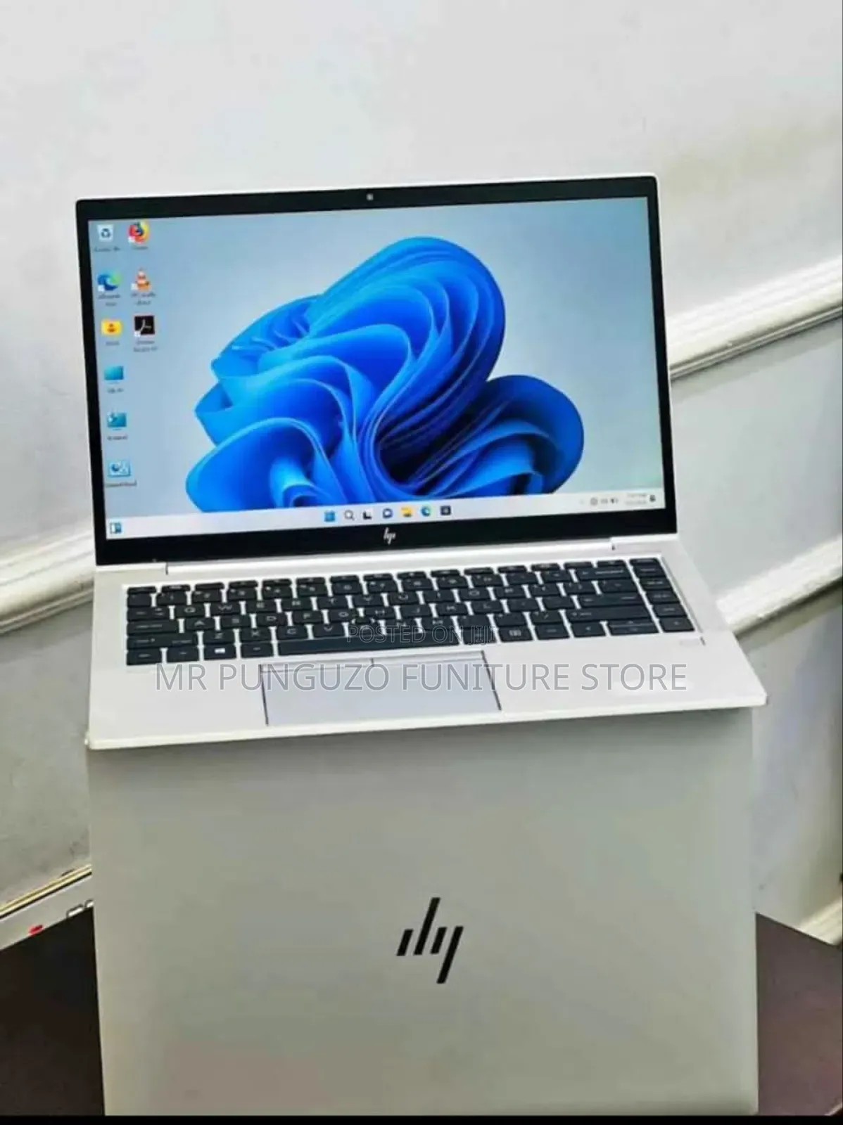 New Laptop HP EliteBook 845 G8 16GB Intel Core i5 SSD 256GB
