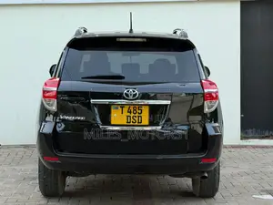 Toyota Vanguard 2007 Black
