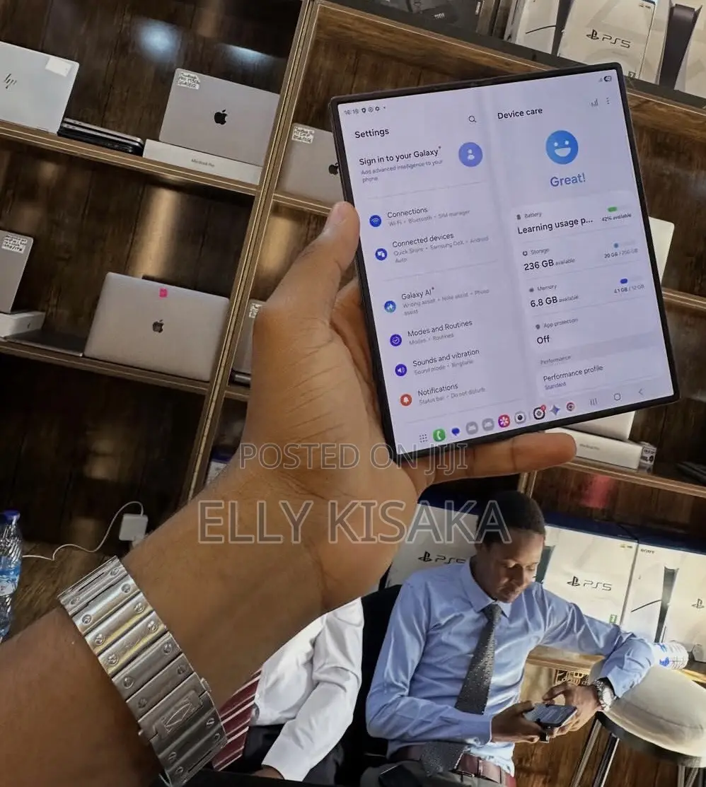 New Samsung Galaxy Z Fold6 256 GB Black