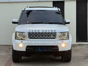 Land Rover Discovery 2011 White