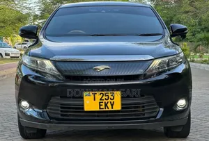 Toyota Harrier 2.0 2015 Black