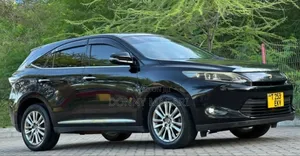 Toyota Harrier 2.0 2015 Black