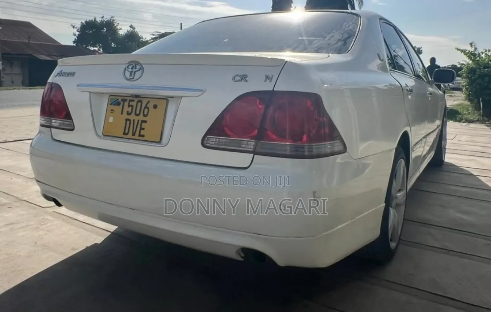 Toyota Crown 2004 White