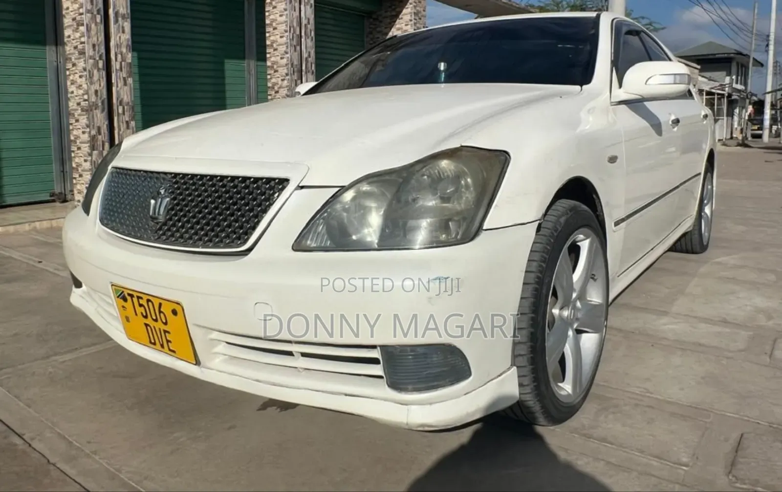 Toyota Crown 2004 White