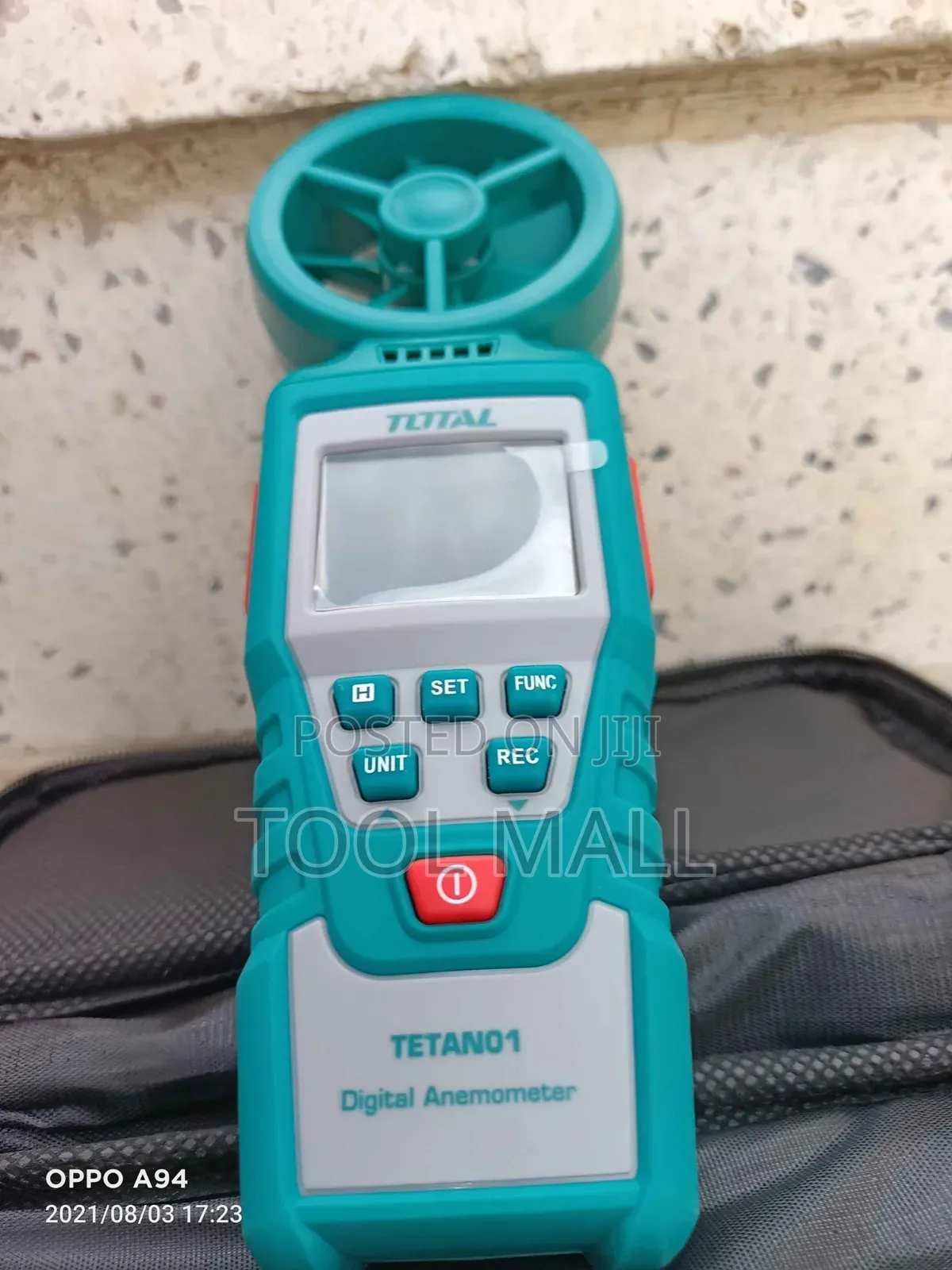 Total Digital Anemometer
