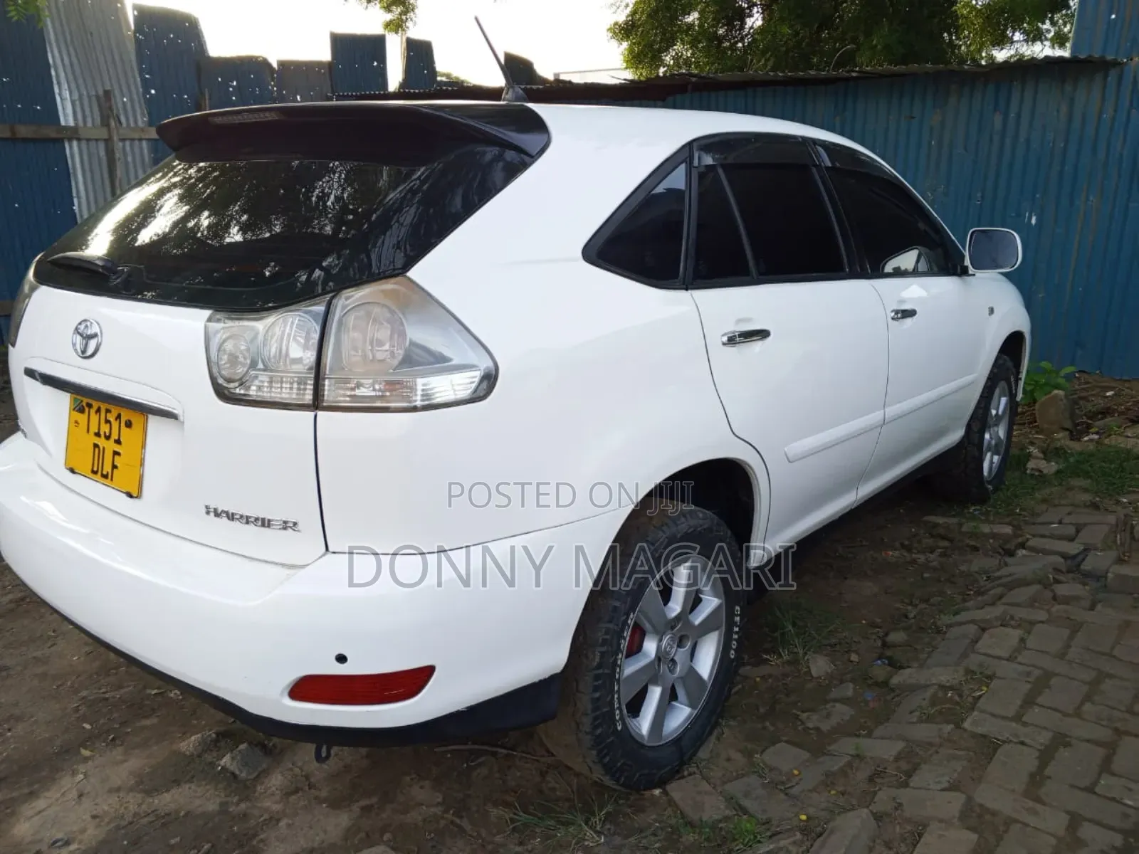 Toyota Harrier 2005 White