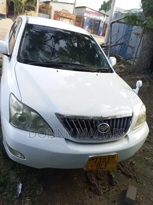 Toyota Harrier 2005 White