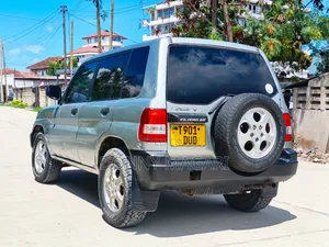 Mitsubishi Pajero 2007 Silver