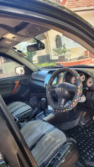 Toyota RAV4 1.8 2005 Black