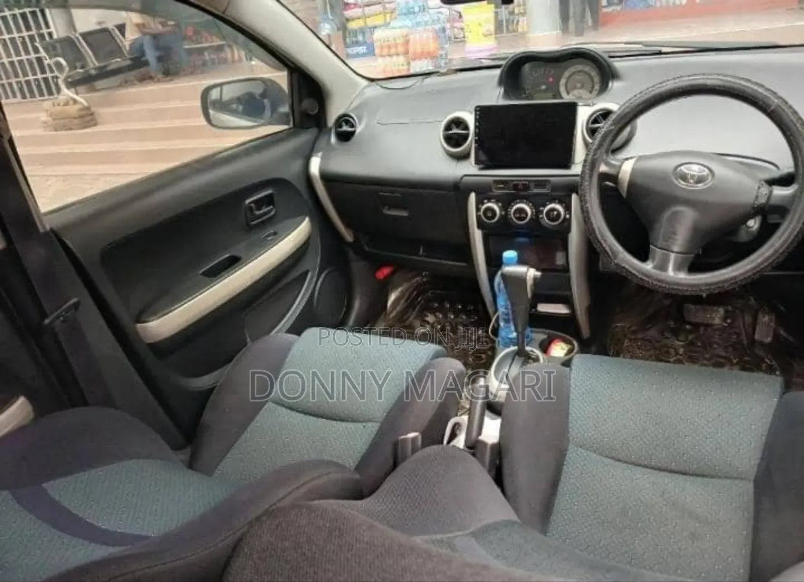 Toyota IST 2005 Silver