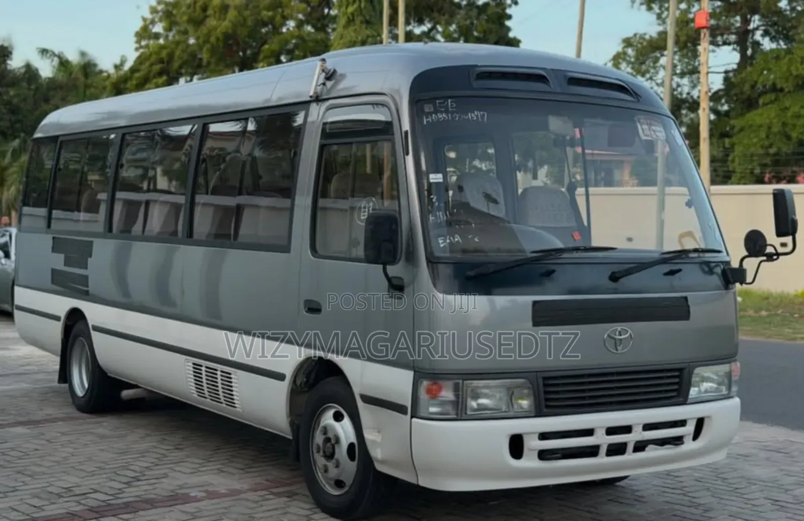 Toyota Coaster 1997 Grey