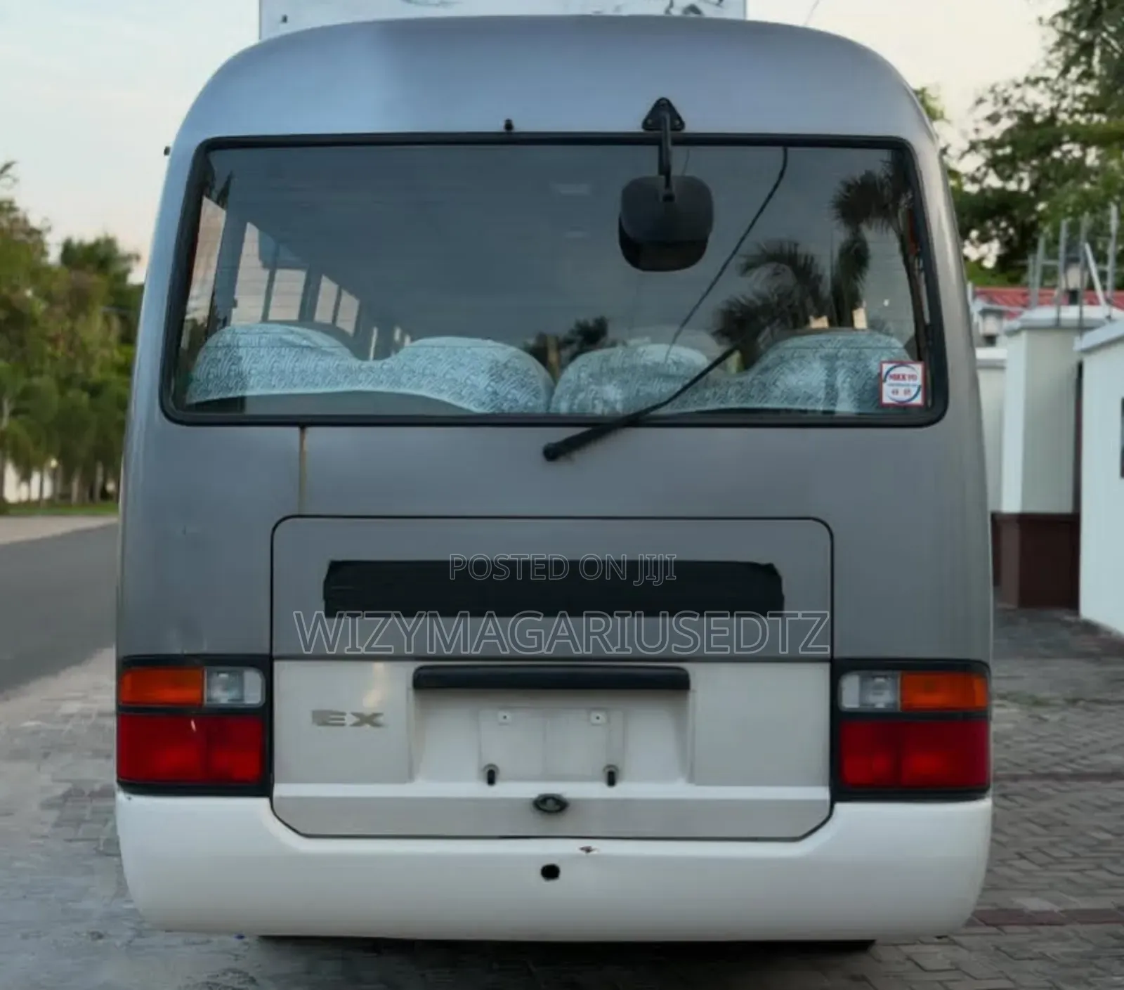 Toyota Coaster 1997 Grey
