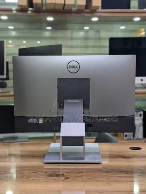Dell OptiPlex 7000 7410 All-in-One 16GB Intel Core i5 SSD 256GB