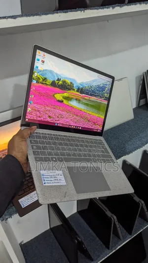 New Laptop Microsoft Surface Laptop 3 8GB Intel Core i5 SSD 256GB