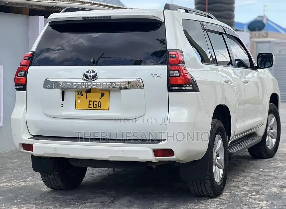 Toyota Land Cruiser Prado 2020 White