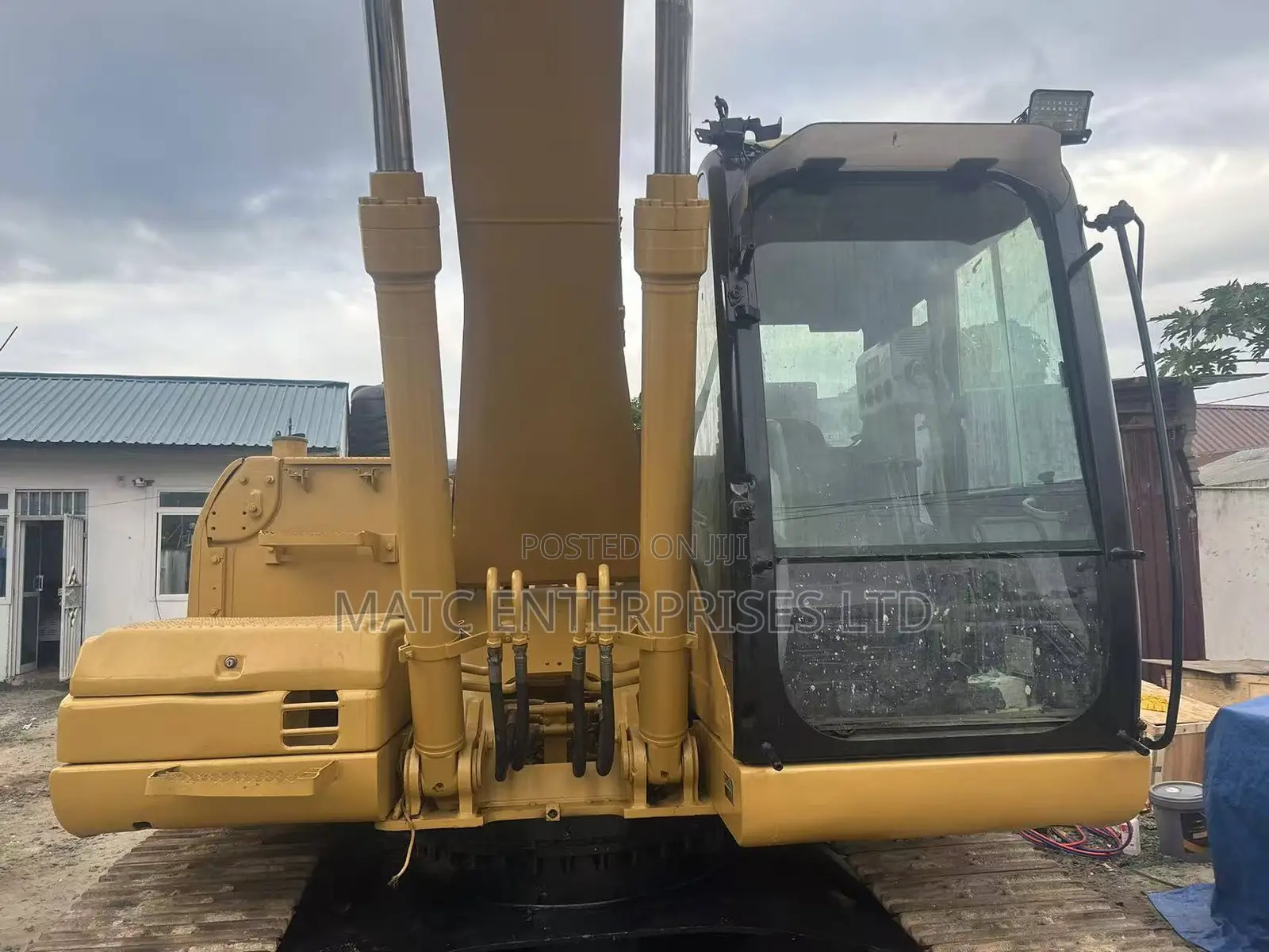 Second Hand -Cat 320