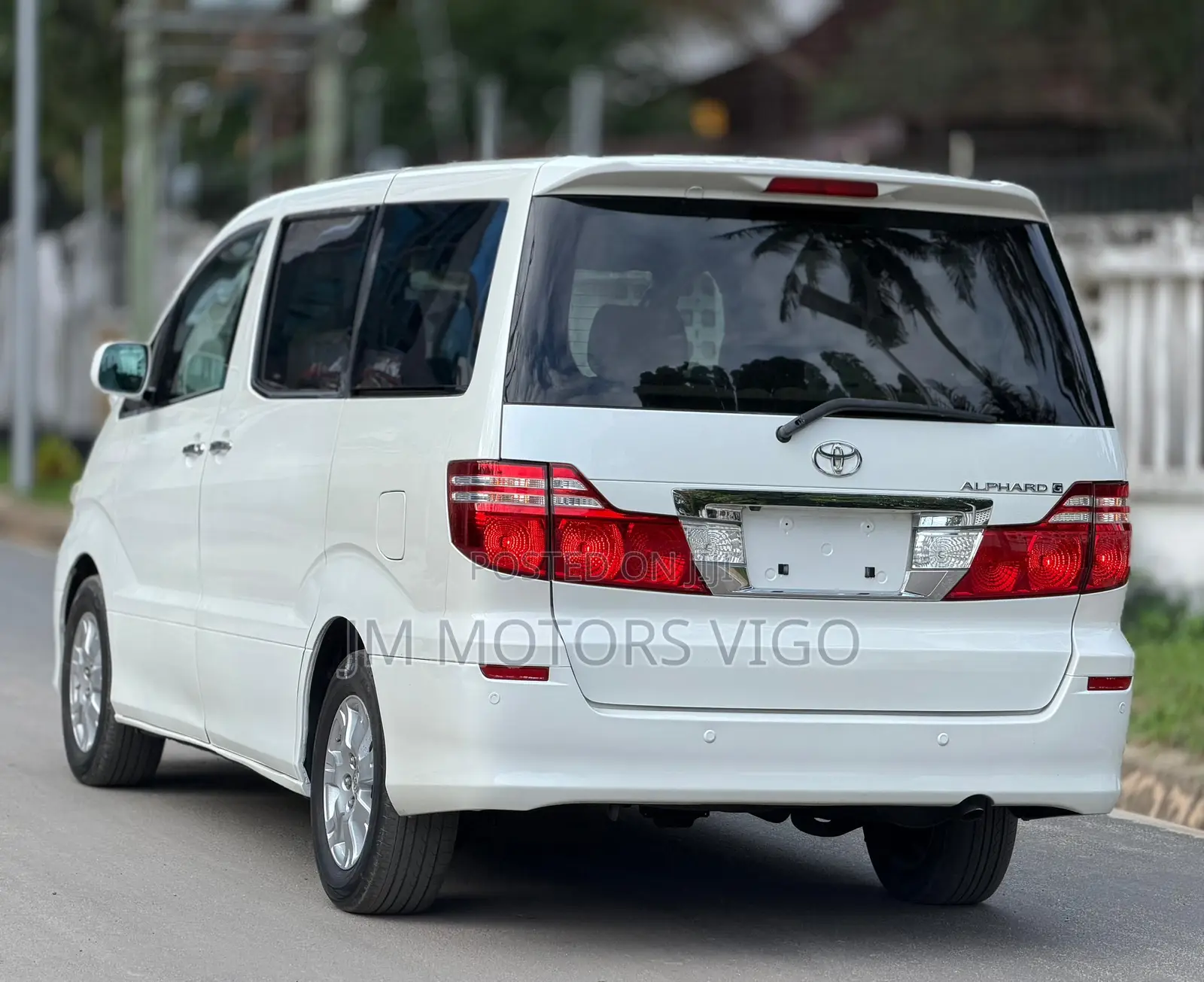 Toyota Alphard 2006 Pearl