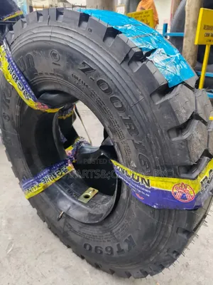 7.00-16 Heavy Duty Truck Tyre With Tube – Strong Load Tyre