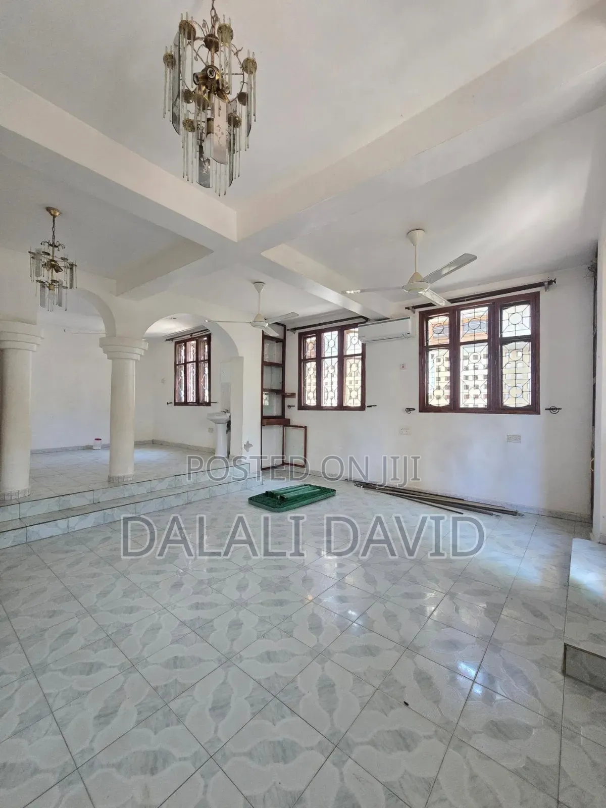 7bdrm House in Mikocheni for rent
