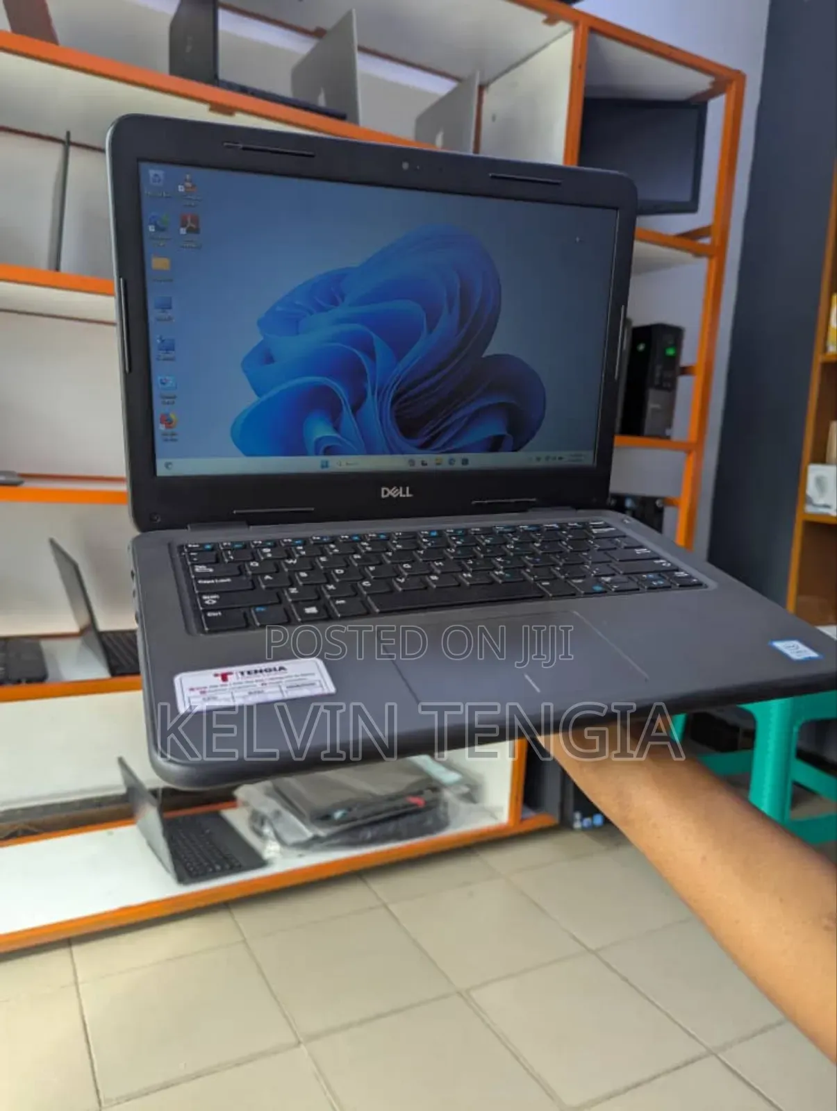 Laptop Dell Latitude 3189 8GB Intel Core i5 SSD 256GB