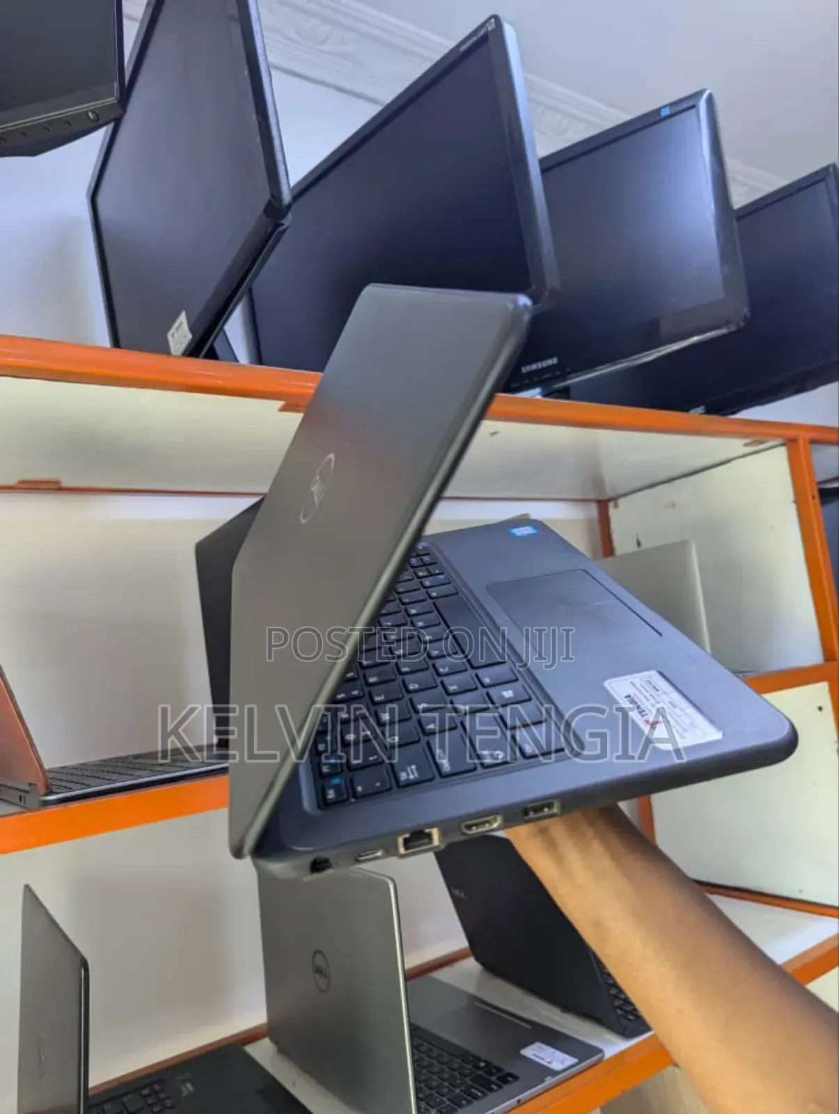 Laptop Dell Latitude 3189 8GB Intel Core i5 SSD 256GB