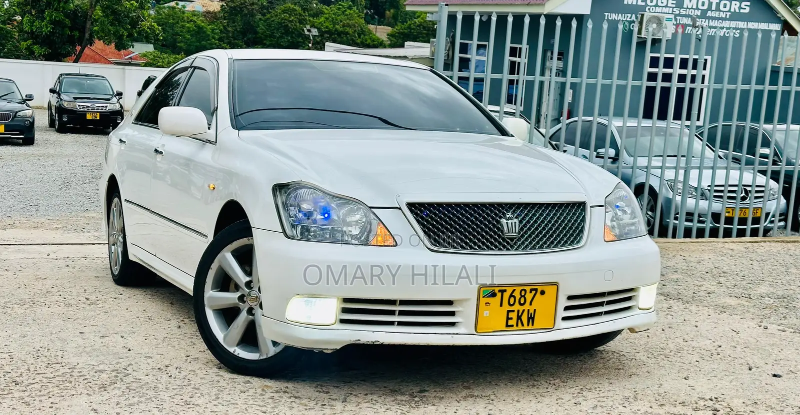 Toyota Crown Royale 2005 Pearl