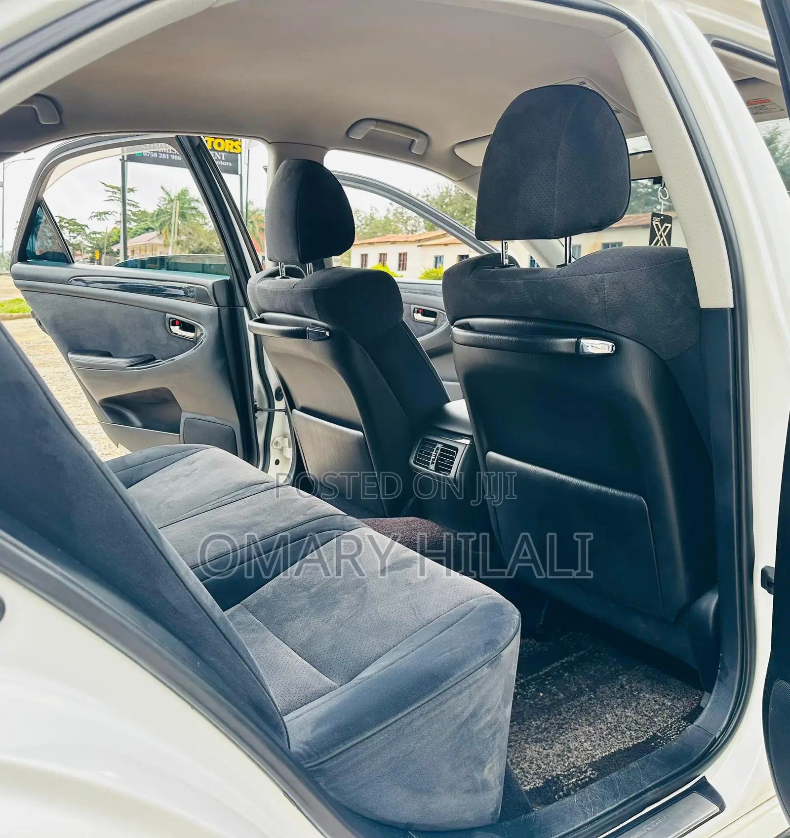 Toyota Crown Royale 2005 Pearl