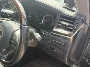 Lexus LX 570 AWD 2017 Black