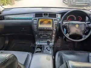 Toyota Crown 2005 Black