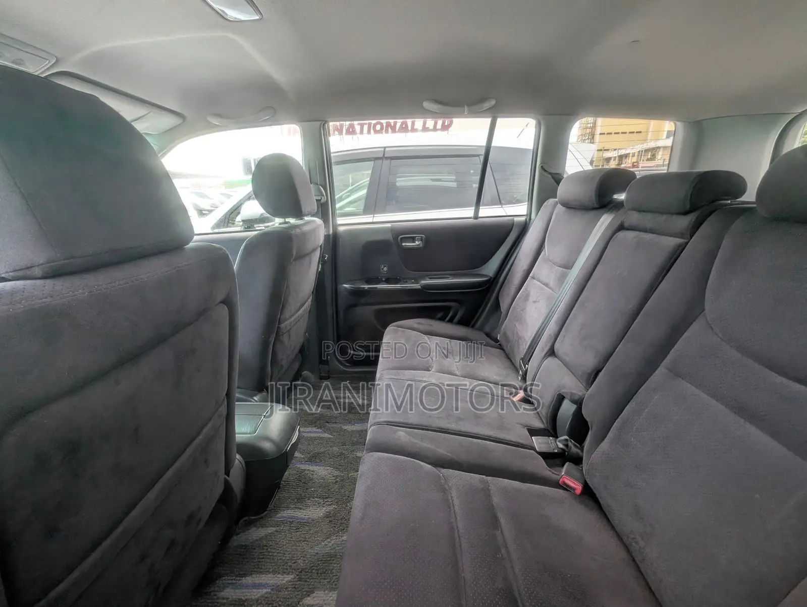 Toyota Kluger 2002 Black