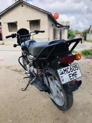 Bajaj Boxer 2025 Black