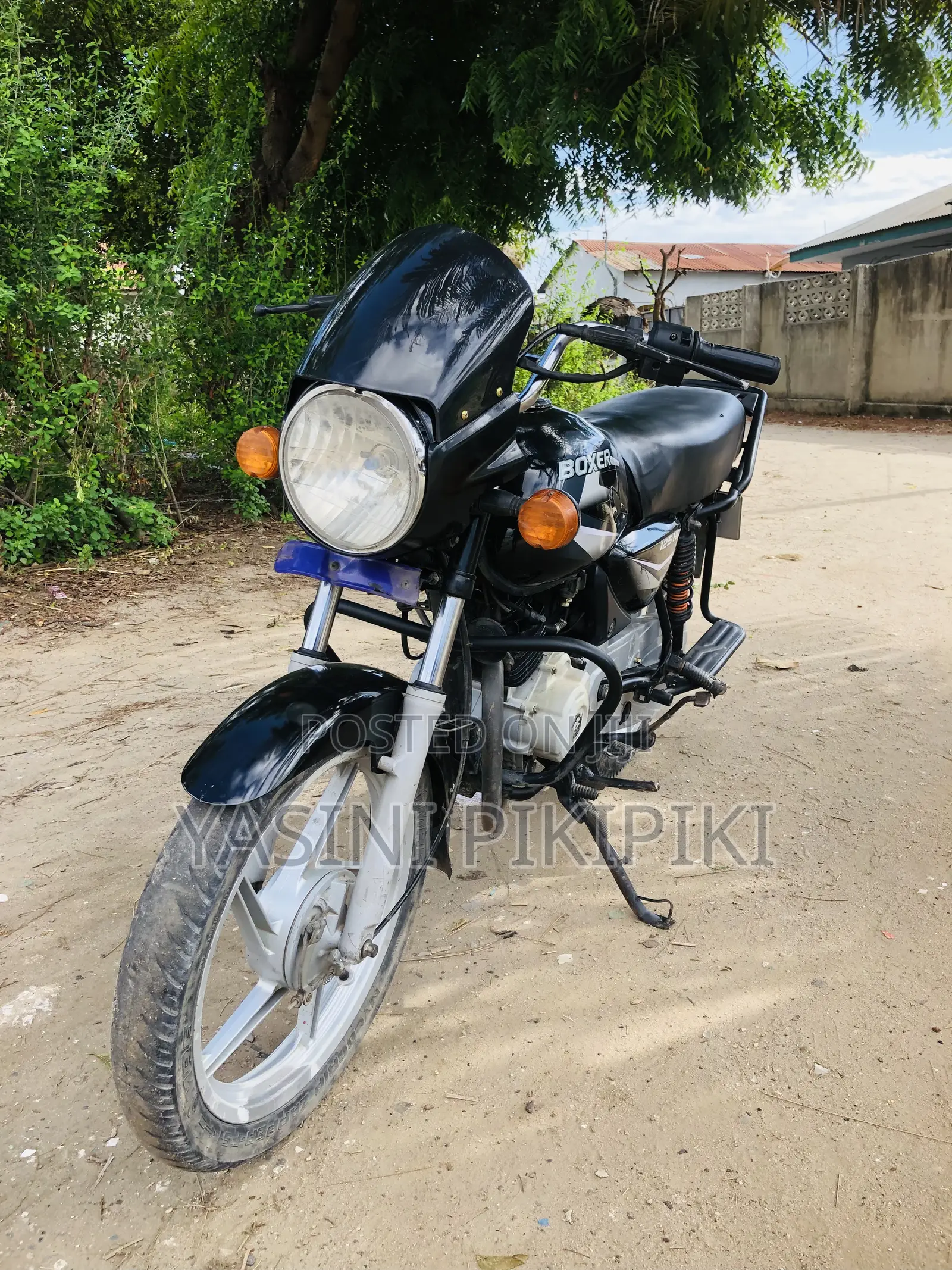 Bajaj Boxer 2025 Black