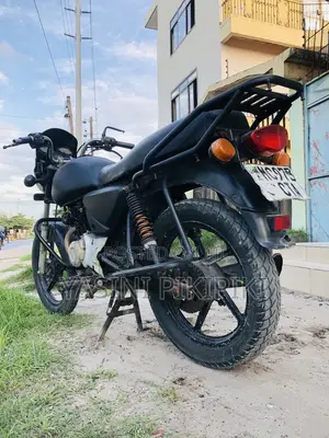 Bajaj Boxer 125 2023 Black