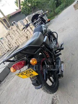 Bajaj Boxer 125 2025 Black