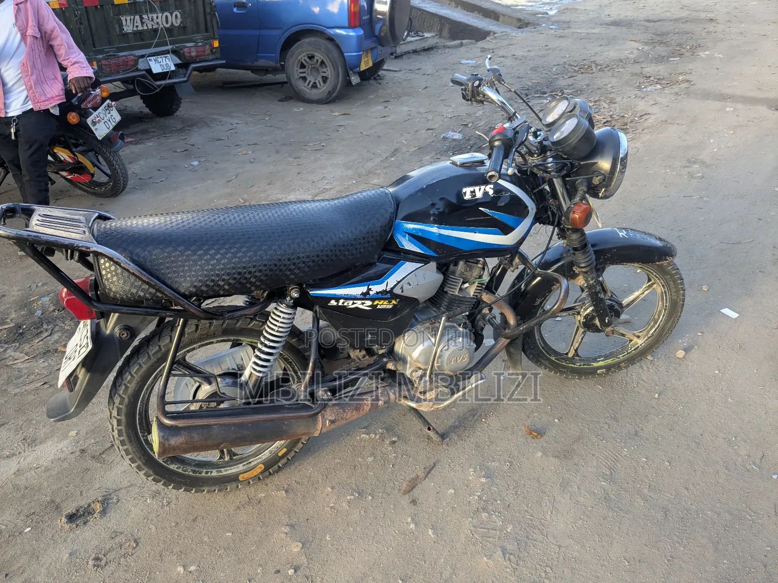 TVS HLX 125 2025 Black