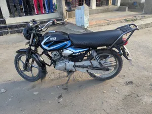 TVS HLX 125 2025 Black