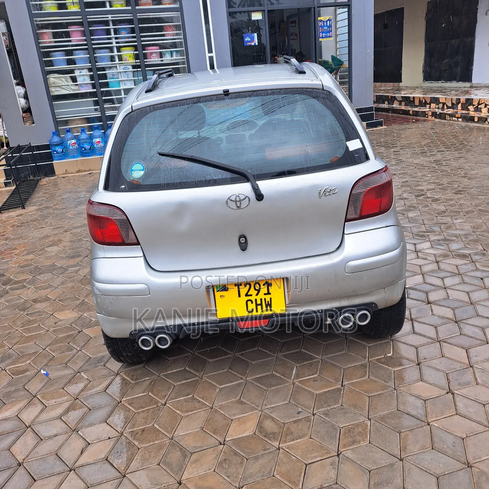 Toyota Vitz 2003 Silver