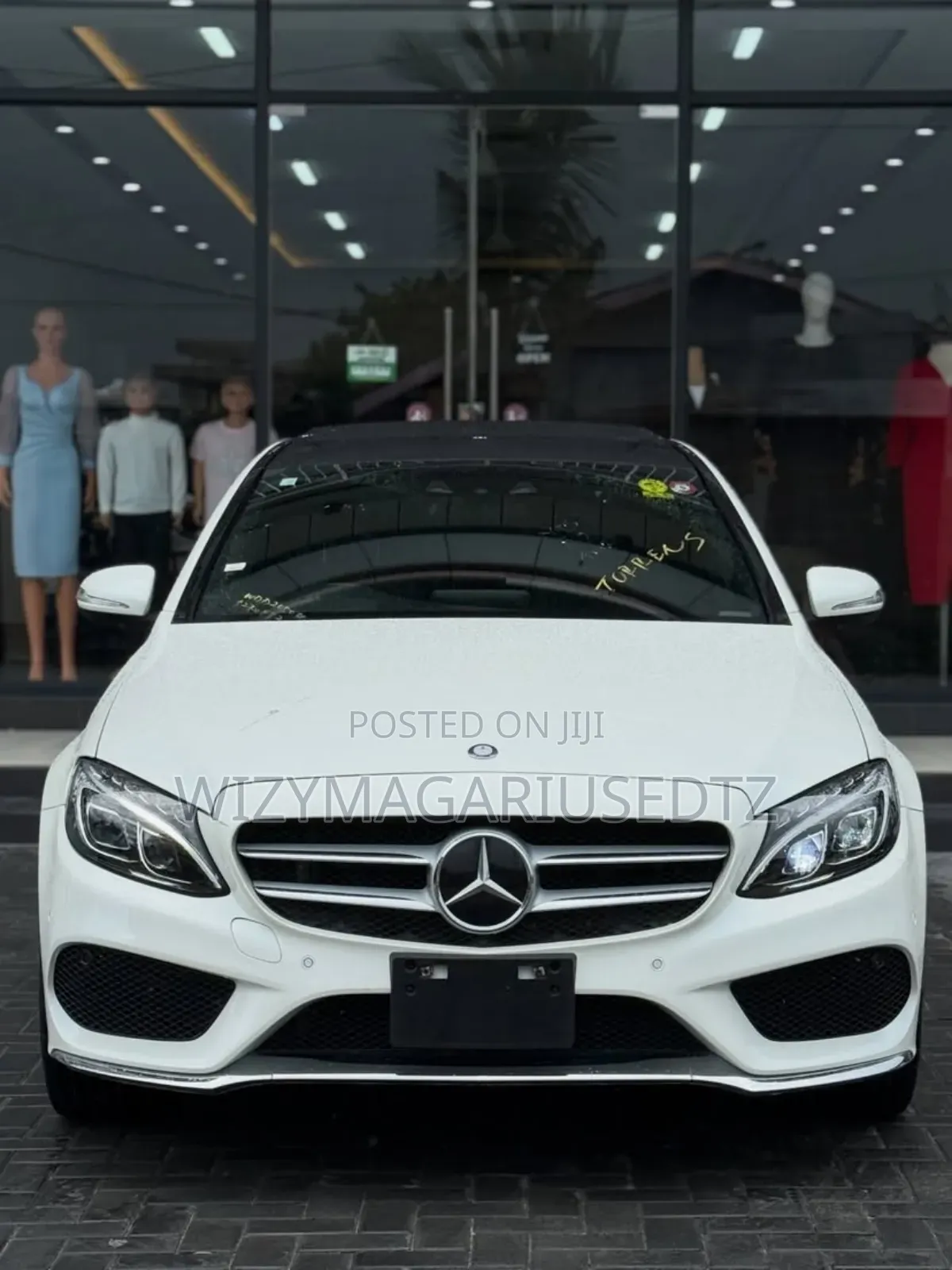 Mercedes-Benz C250 2015 Off white