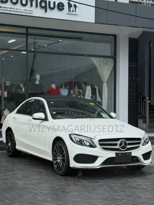Mercedes-Benz C250 2015 Off white
