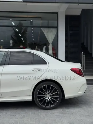 Mercedes-Benz C250 2015 Off white