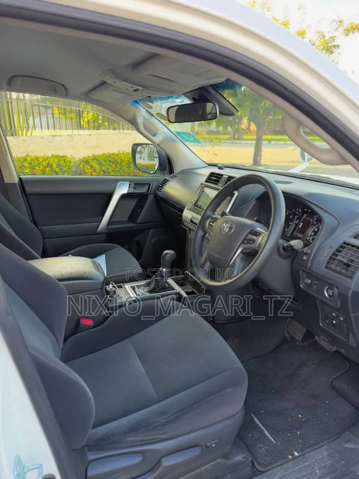 Toyota Land Cruiser Prado 2021 White