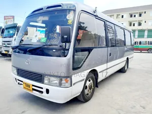 Toyota Coaster 2000 Silver