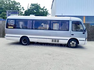 Toyota Coaster 2000 Silver