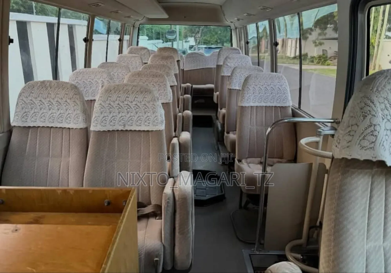 Toyota Coaster 2000 Silver
