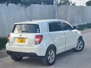 Toyota IST 2008 White