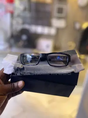 Miwani Ya Camera